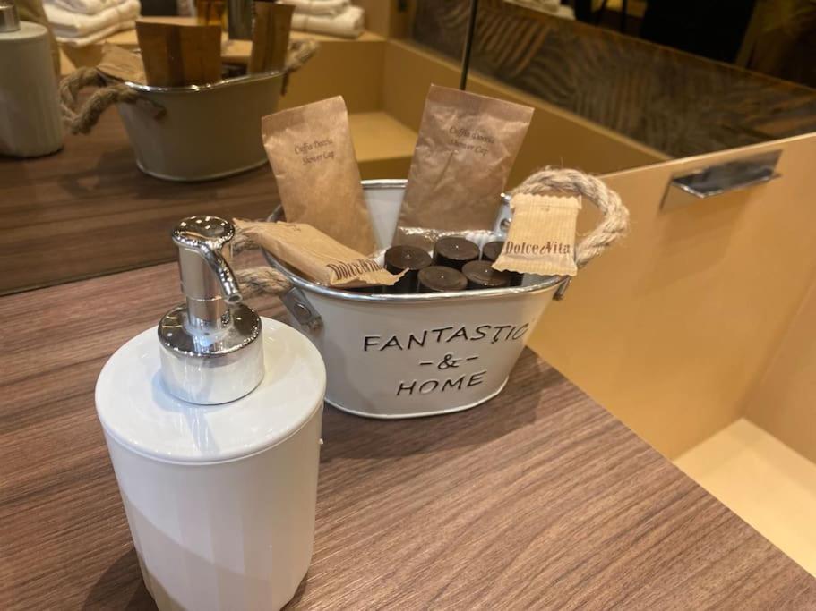 Montesantogroup Suite House Nel Centro Di Napoli Ngoại thất bức ảnh