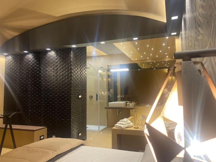Montesantogroup Suite House Nel Centro Di Napoli Ngoại thất bức ảnh