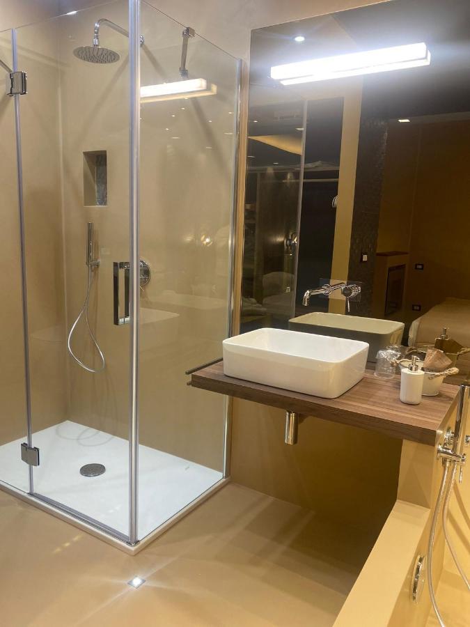 Montesantogroup Suite House Nel Centro Di Napoli Ngoại thất bức ảnh