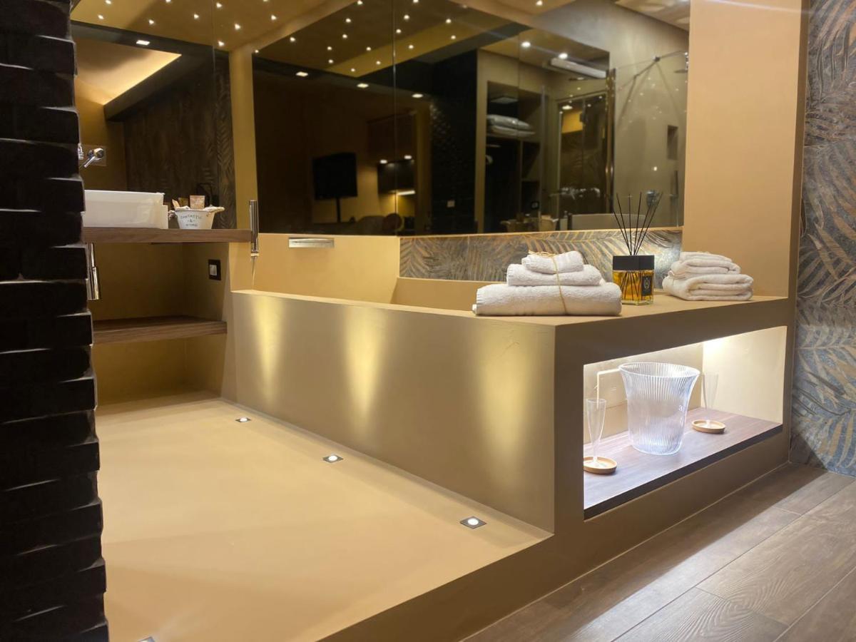 Montesantogroup Suite House Nel Centro Di Napoli Ngoại thất bức ảnh